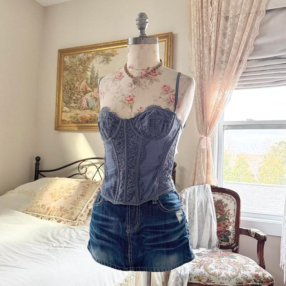 Blue lace corset top  blue lace corset bustier top Urban Outfitters size medium